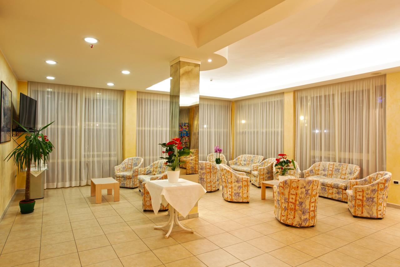 Hotel Santa Maria Cervia Exteriér fotografie